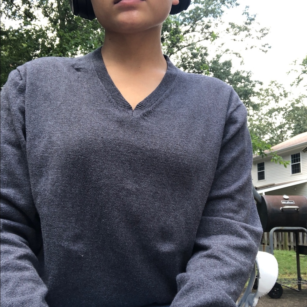 Grey sweater